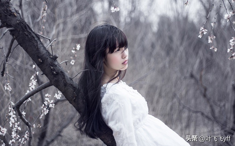 女人爱上蓝颜知己的表现,已婚女性蓝颜知己