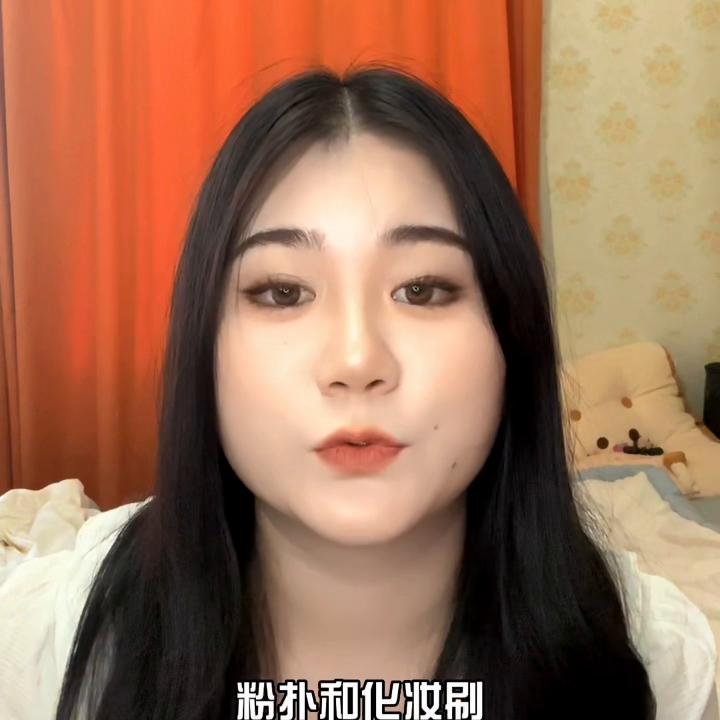 新手学化妆买的第一套化妆品推荐,0基础化妆准备哪些化妆品