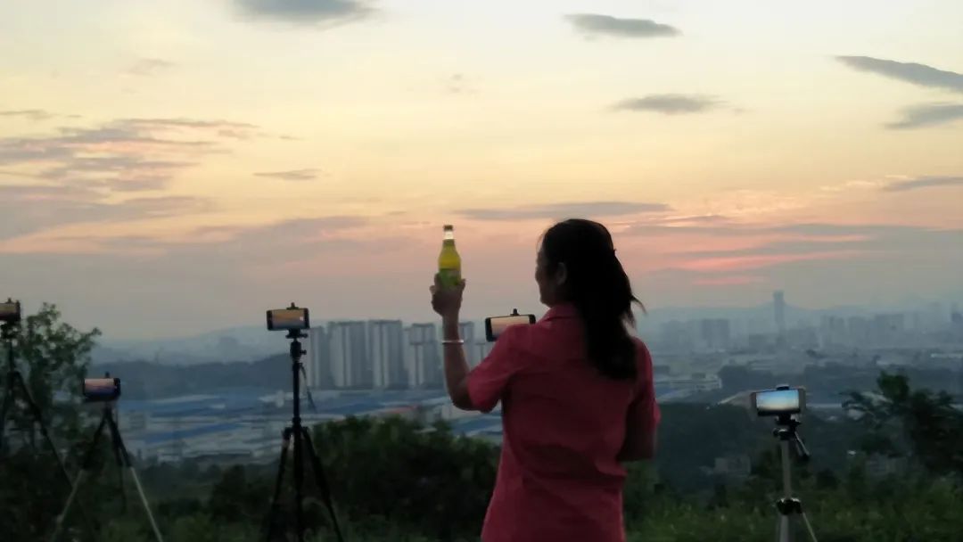 当我每天为赚不到钱发愁的时候,每当我不想努力不想赚钱的时候