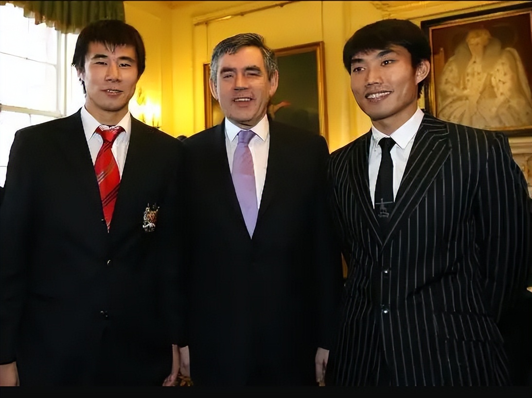 郑智查尔顿效力多长时间,郑智从查尔顿回国后到哪支球队