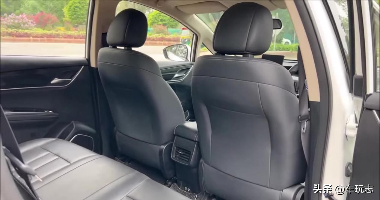 e6比亚迪新能源汽车,纯电动比亚迪e6不容忽视的亮点