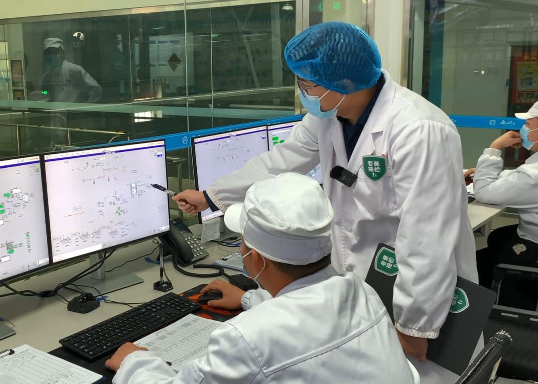 老爸评测伊利牛奶,伊牧欣褐牛奶老爸测评