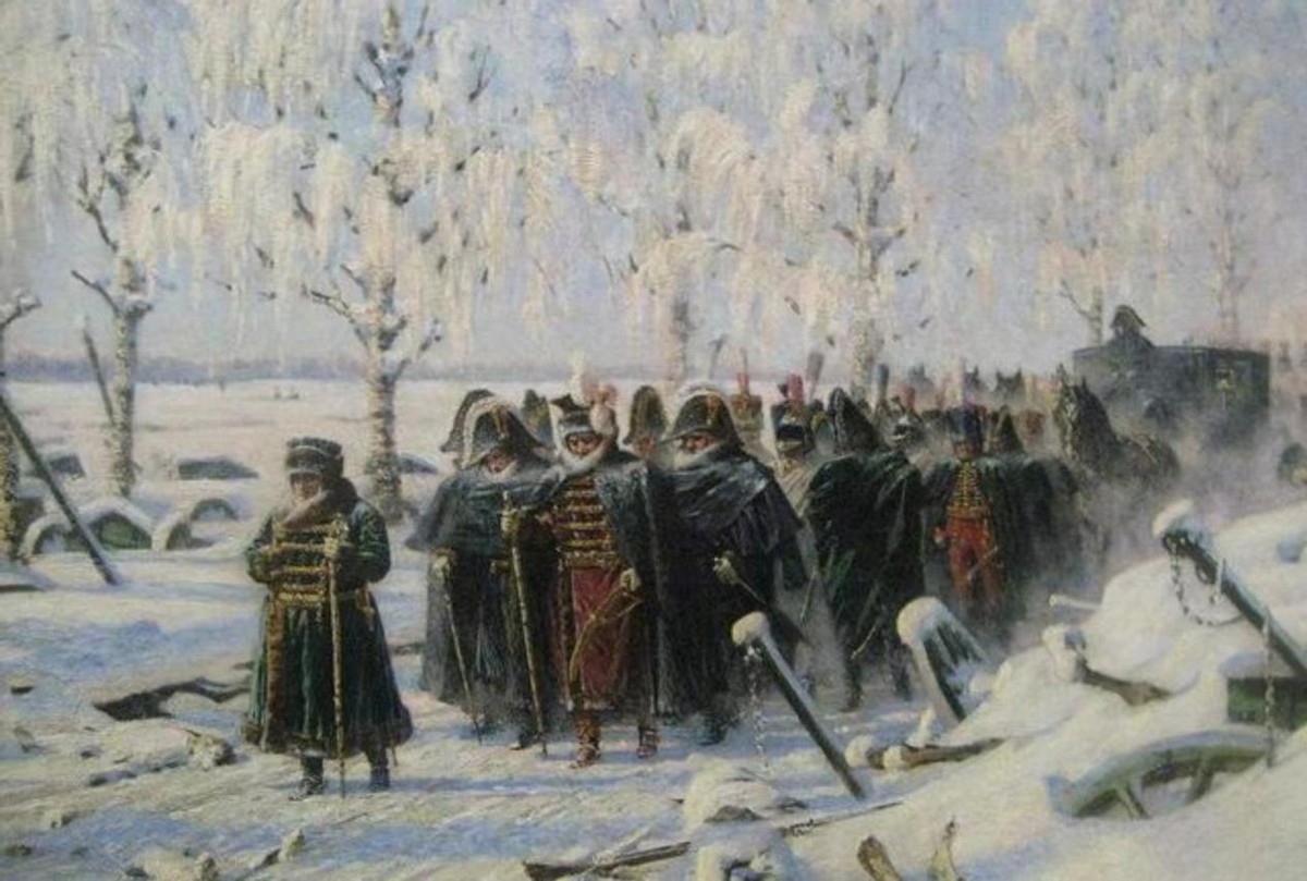 拿破仑对俄国引发战争,主要运用了什么战术?