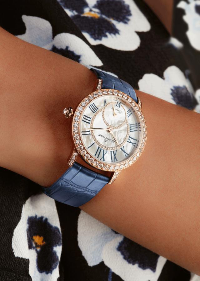 女生的第一只千元大牌手表,女生的第一款手表