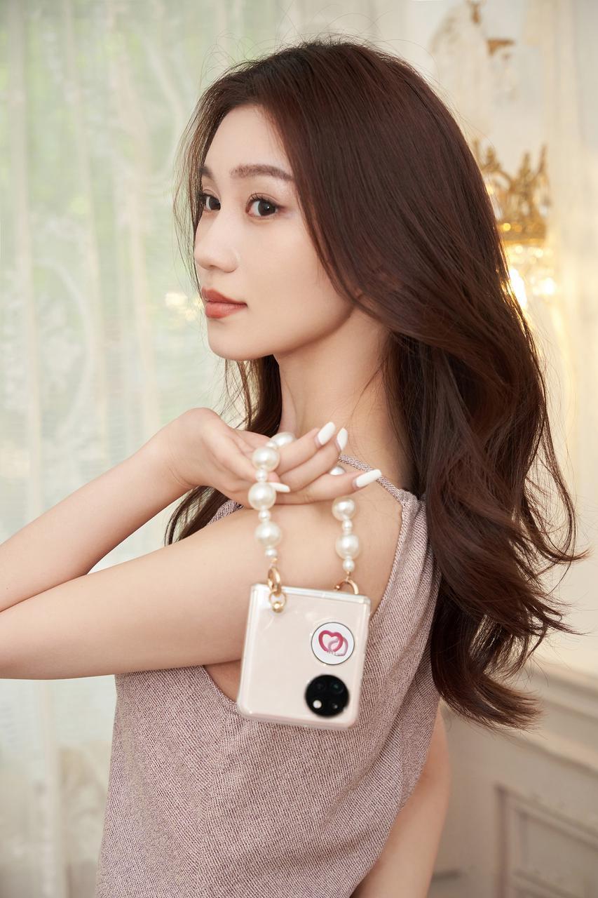 华为pockets单手翻盖,华为pockets翻盖