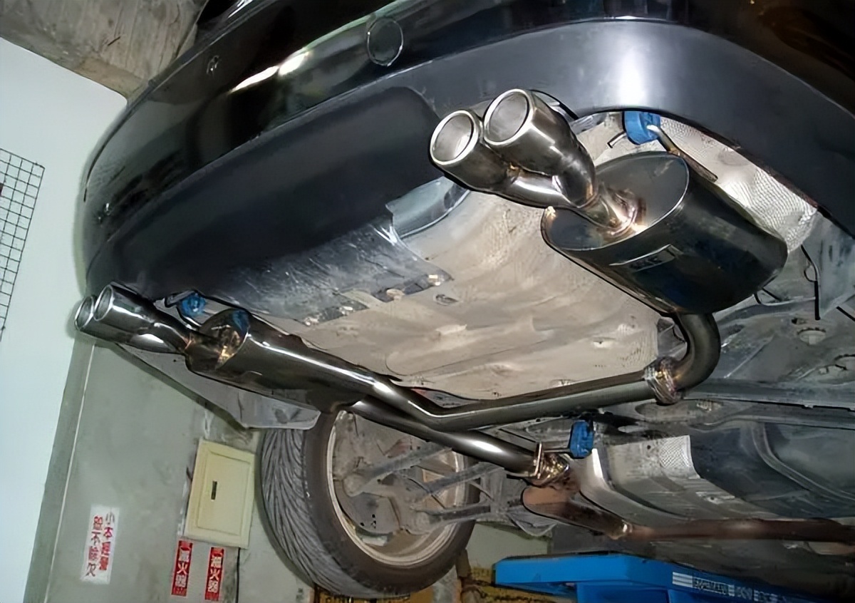 日本某名厂：在车上接一根线，马力原地提升6匹，油耗降低？