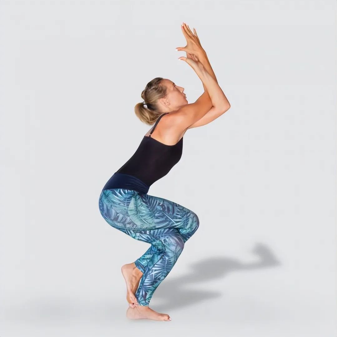 孕妇适合练习的瑜伽站立体式,瑜伽站立一字马体式图片大全