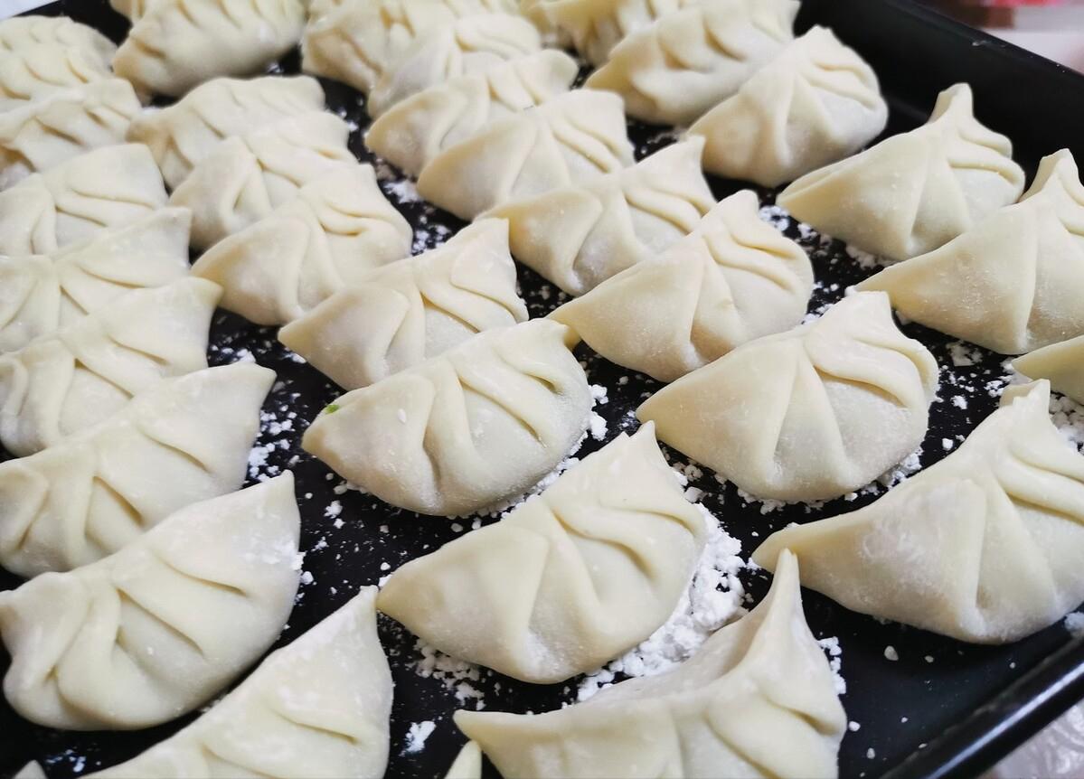 包好的饺子放冰箱皮怎么发硬,馄饨怎么才能放冰箱里不粘连