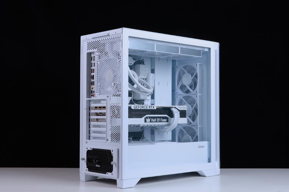 白色主题装机配置分享：13600K+4070Ti名人堂+先马颜之神机箱装机