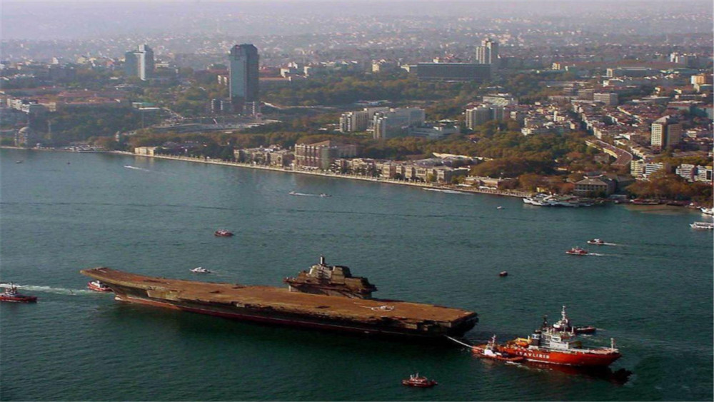 瓦良格号背后的真实故事,瓦良格号的故事