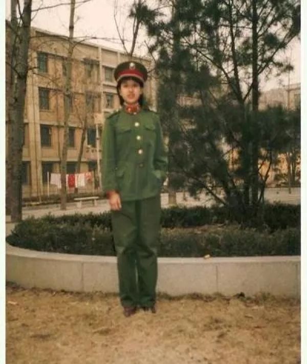 歌坛大姐大是谁,华语歌坛大姐大