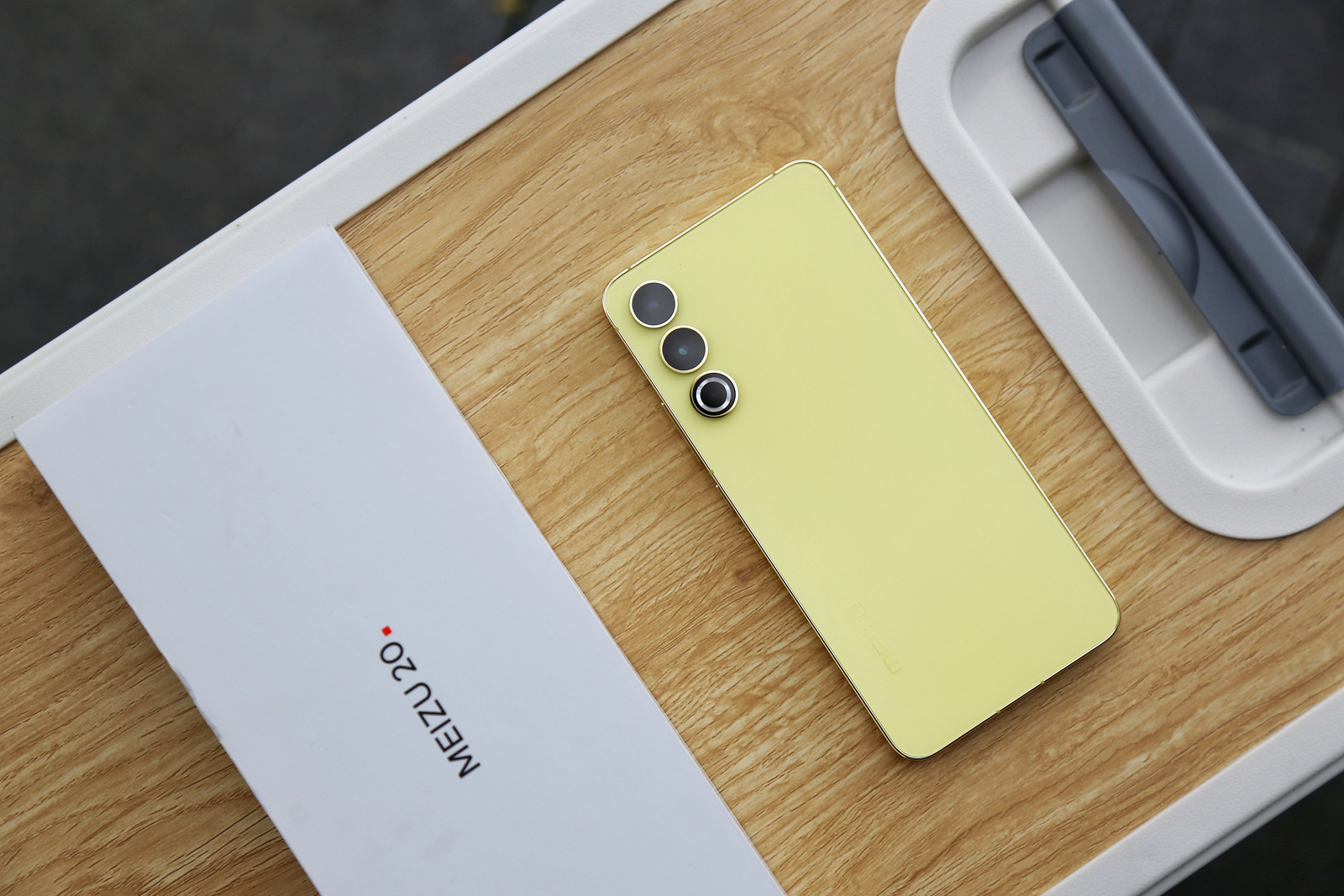 聊聊你的魅族20系列使用感受,魅族20使用后总结4个优点3个缺点