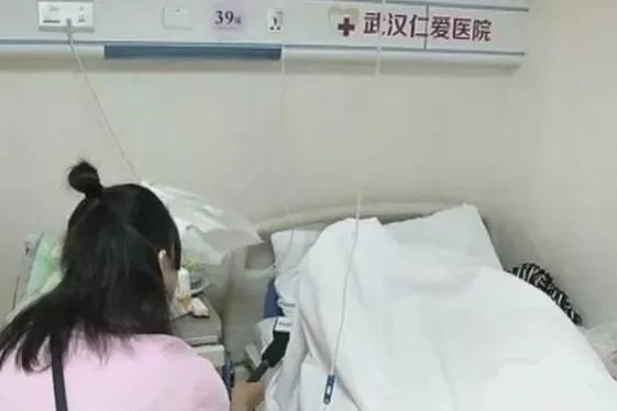 懒女孩一个月不换内裤,女孩子不洗澡不换短裤的危害