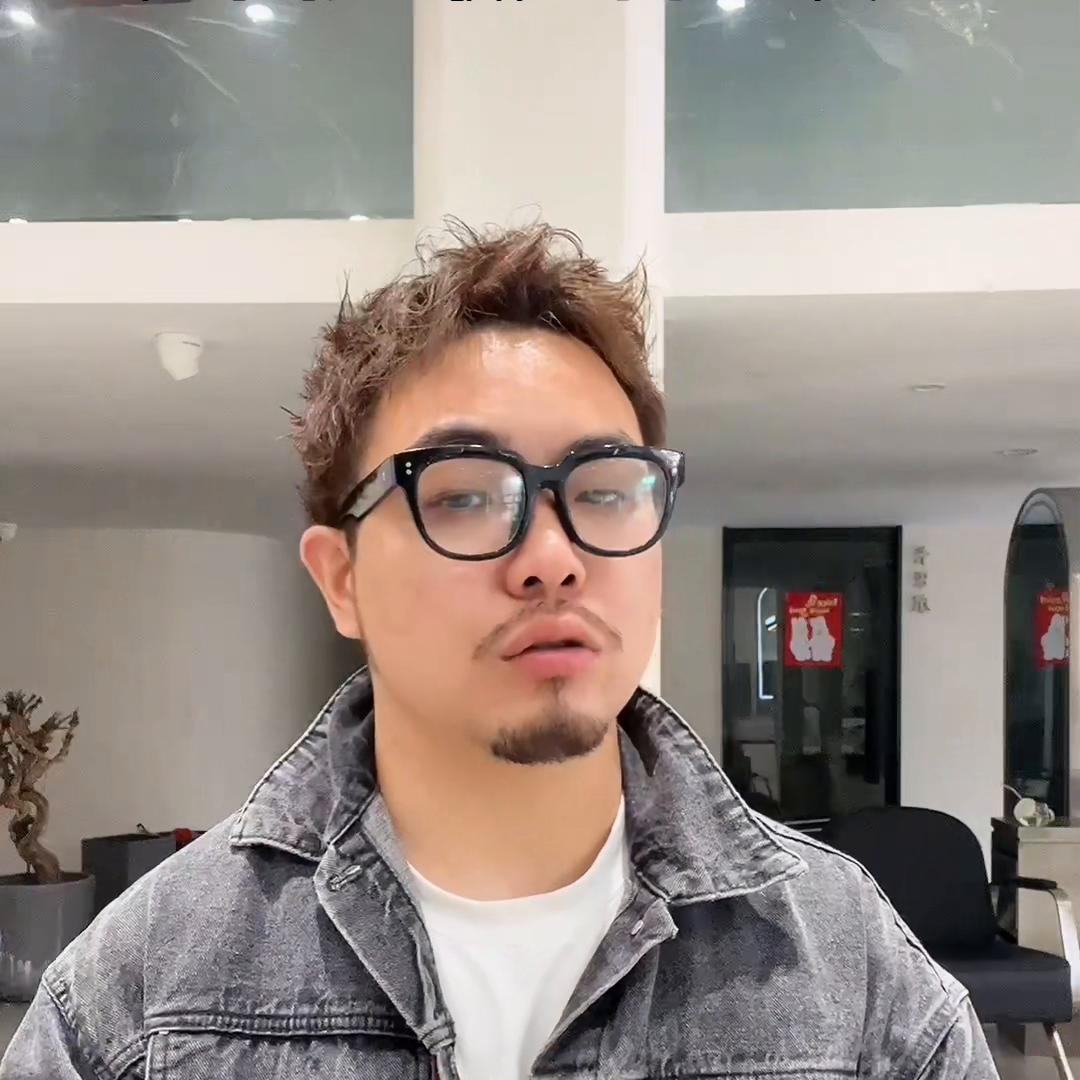 方圆脸适合的发型款式,方圆脸适合的发型中短有层次