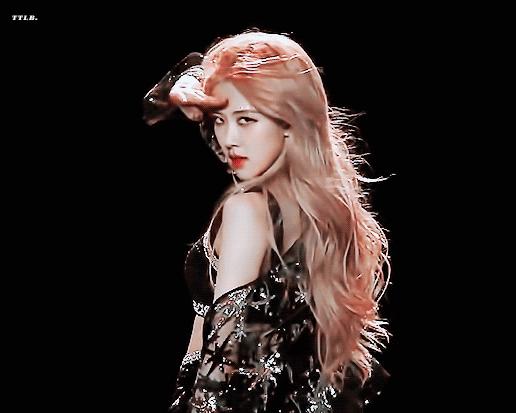 有这几个特点的女生打车去染浅发