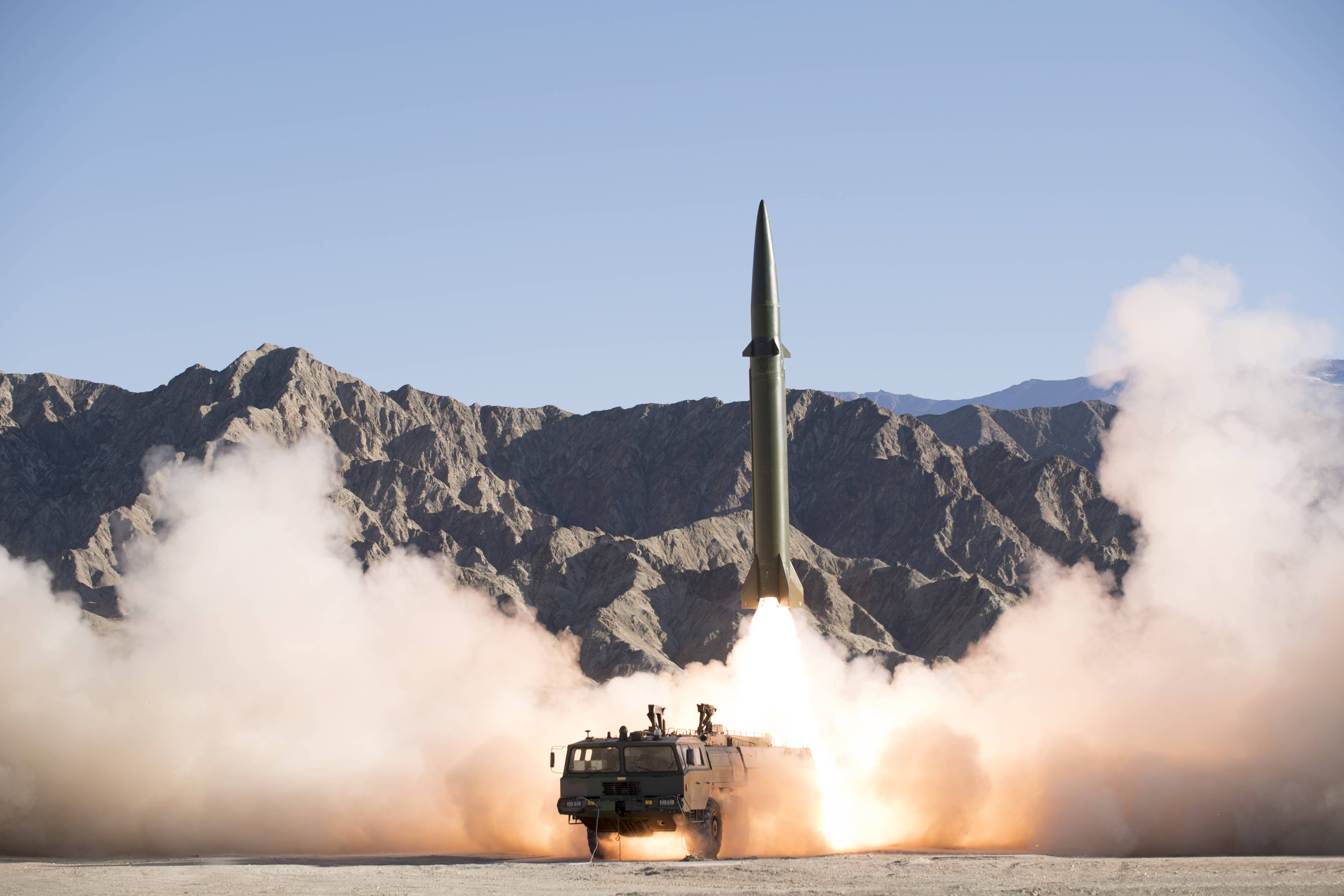 印度军事有中国强吗,印度军事实力对比东亚南亚国家