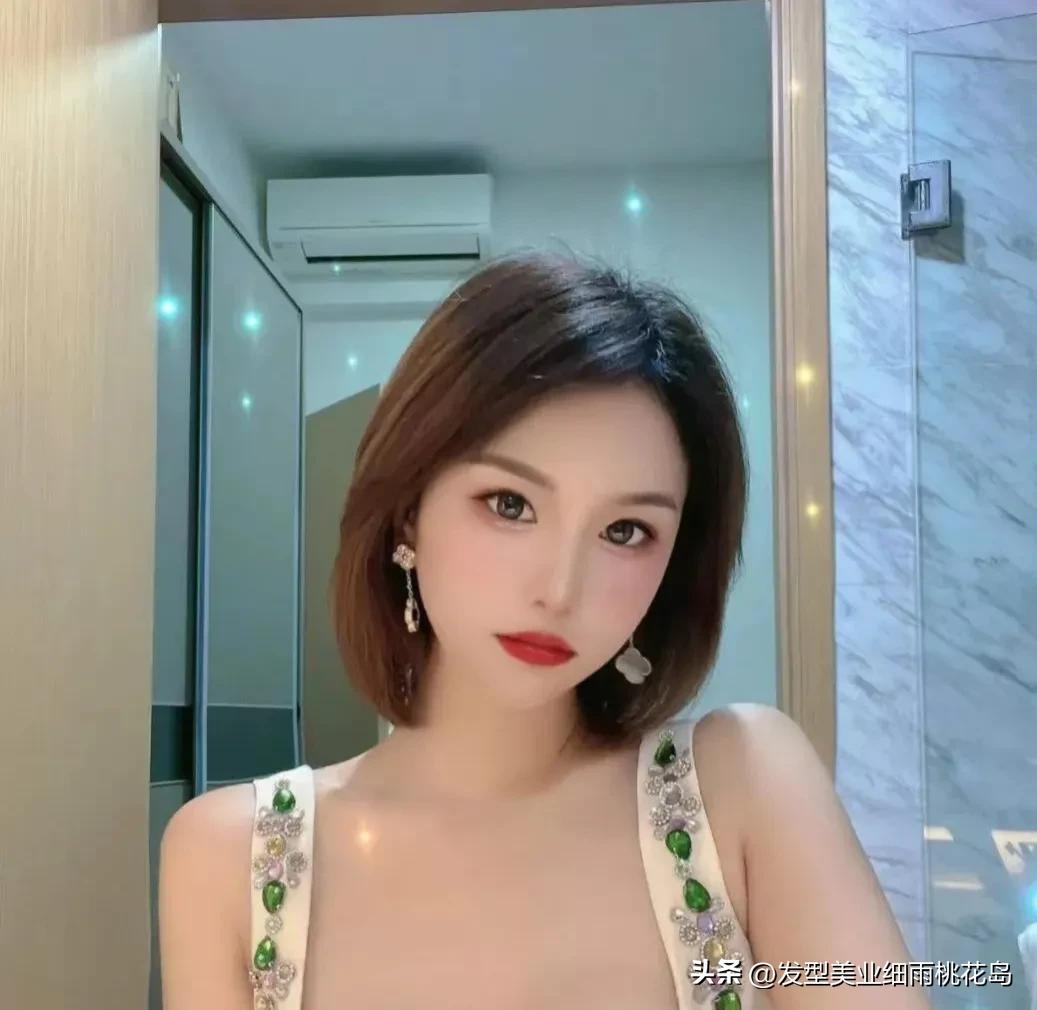 2023新气象，剪高雅短发