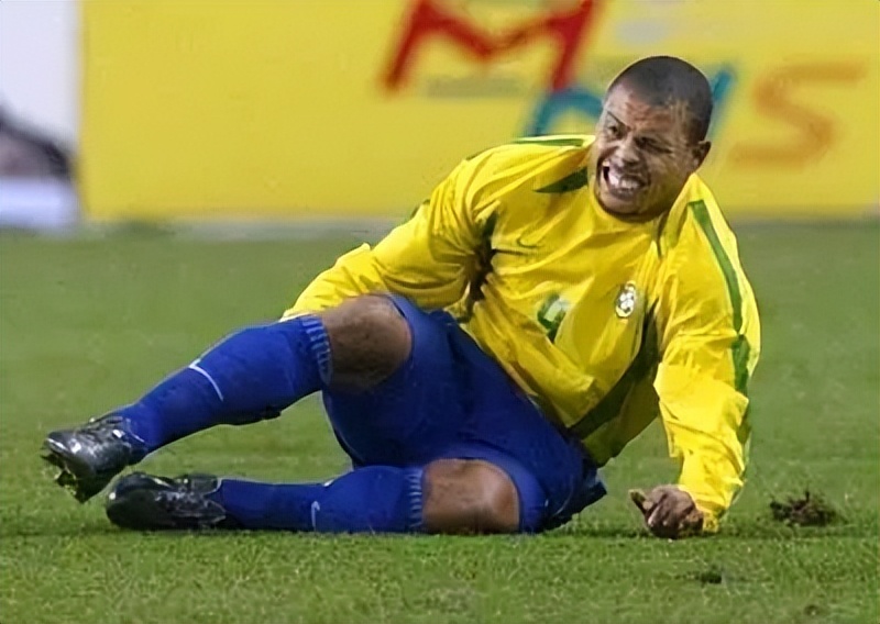 罗纳尔多个人生涯纪录,罗纳尔多背后的故事