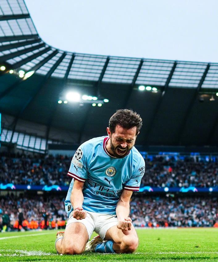 曼城2:0纽卡斯尔b席梅开二度,曼城4比0横扫皇马b席