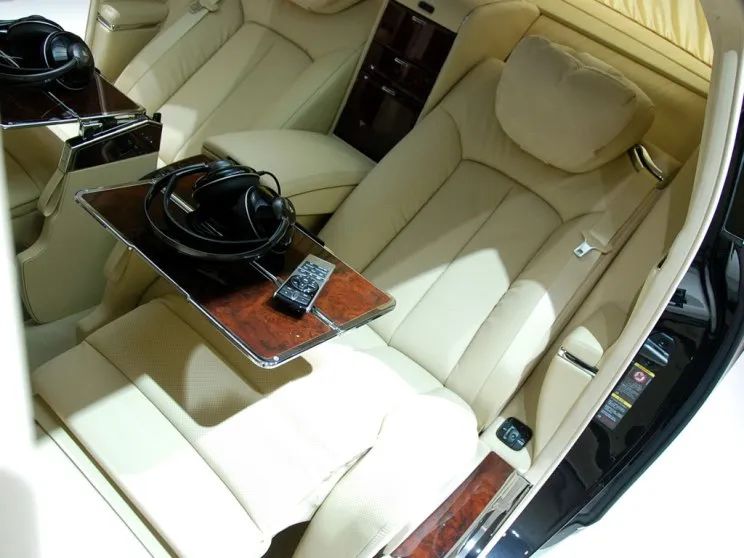 狂飙陈书婷霸气时刻,狂飙陈书婷开的车