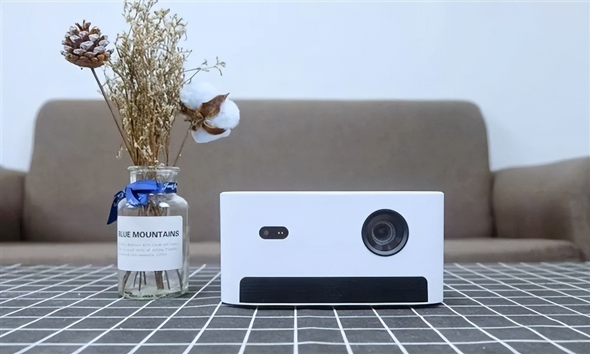 出租屋投影仪便宜推荐哪款,出租屋投影仪推荐2021排行榜