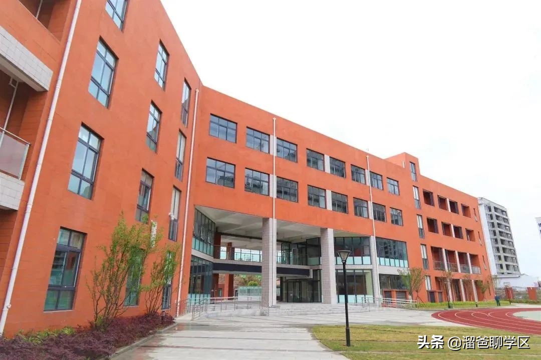 青羊新城与二八板块哪个更好,成都青羊区二八板块是哪些