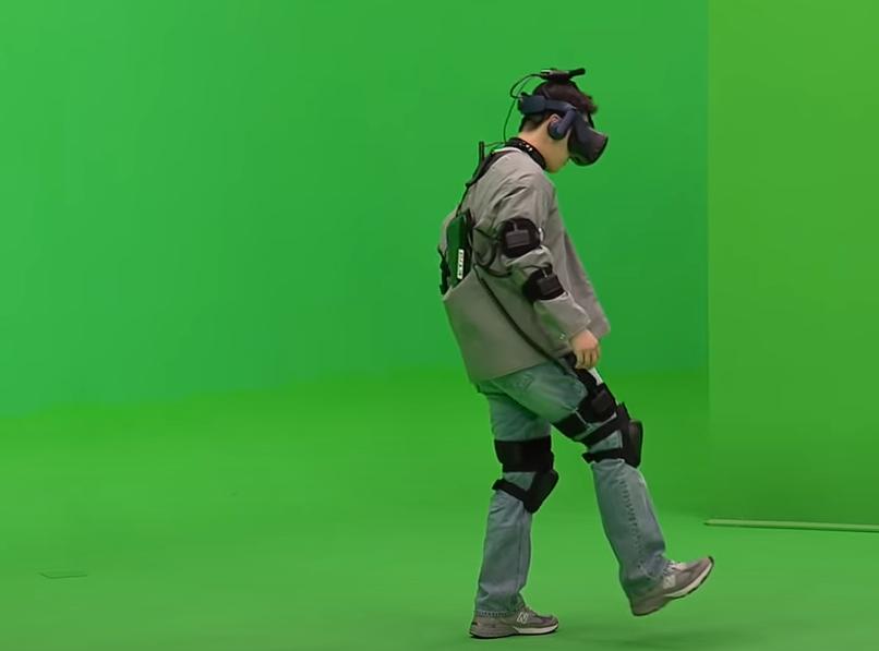 耗资7亿“复活”女儿后，她让患癌去世的母亲重生，惹哭网友：太心酸了