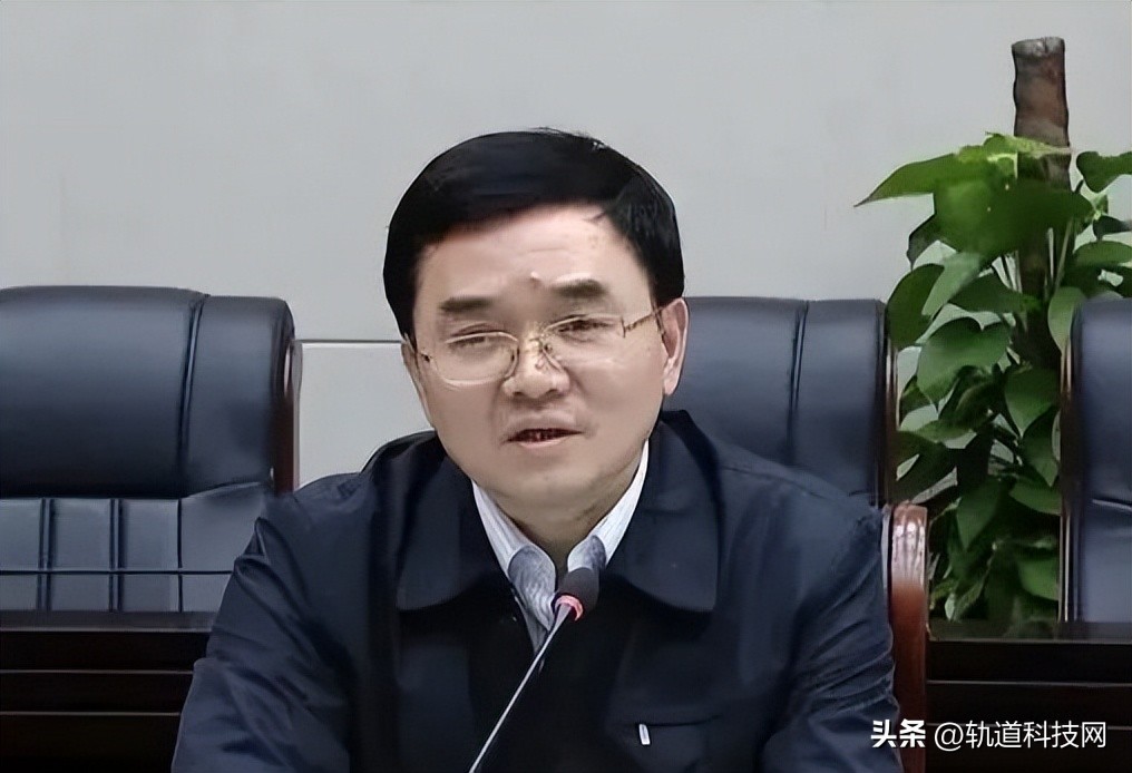 哈尔滨铁路局于树栋董事长,太原铁路局董事长和总经理是谁