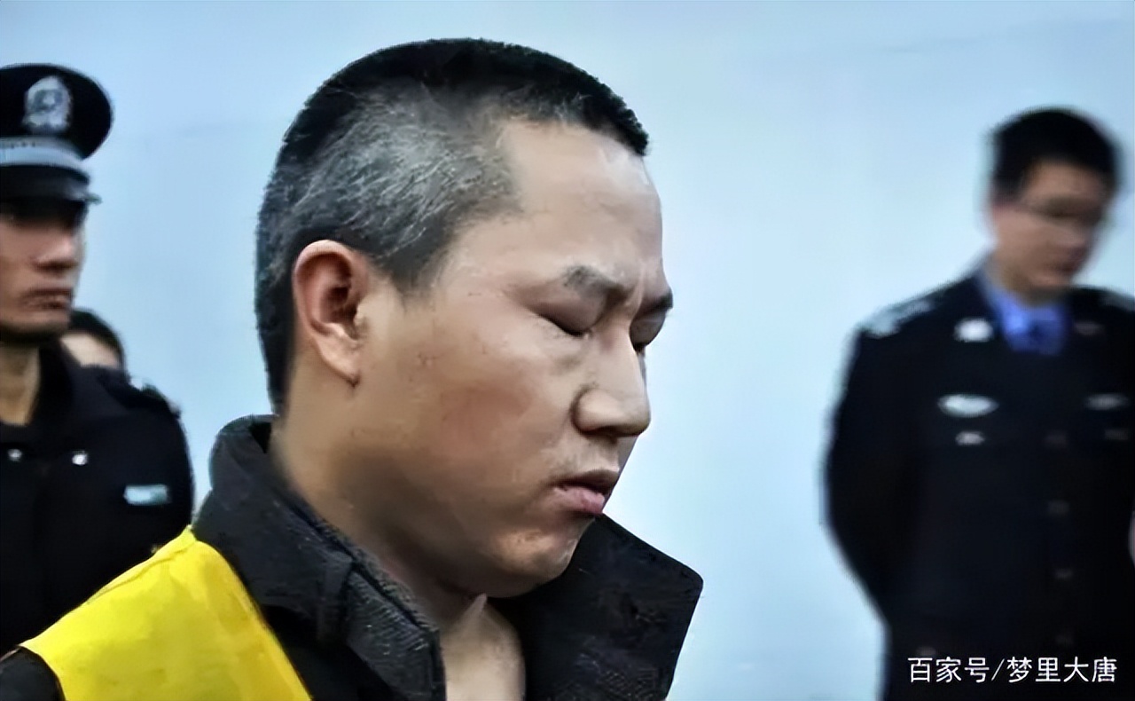 丈夫怀疑妻子出轨杀害妻子,丈夫怀疑妻子出轨把她杀死