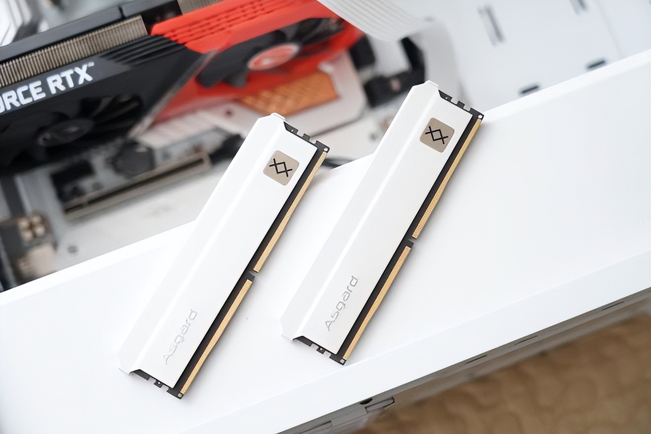 双11装机汇报：13700KF+七彩虹Z790+骨伽天吴T5水冷投入1个W