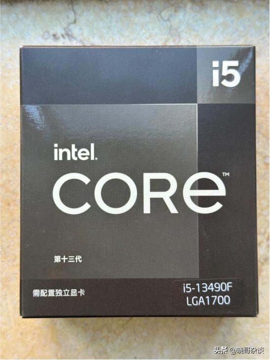 13490f黑盒和蓝盒区别大吗,英特尔小黑盒