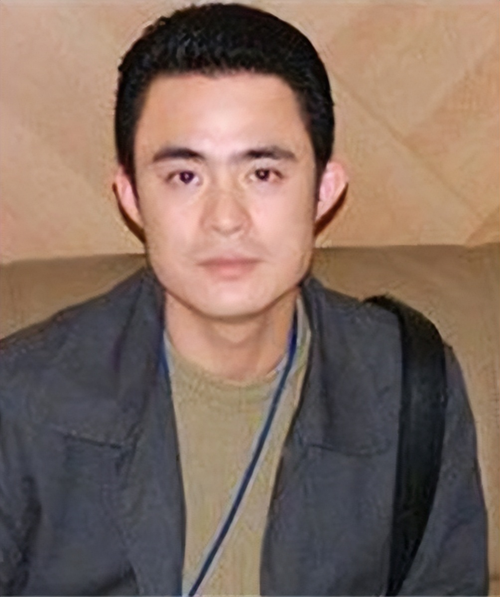 曾为爱隐退7年被前夫抛弃,曾为爱隐退七年被前夫抛弃