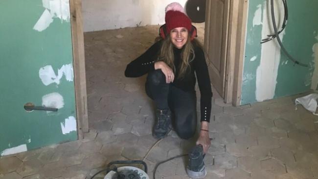 澳洲夫妇被坑230万买下烂屋！神级改造后惊艳网友：想去打卡