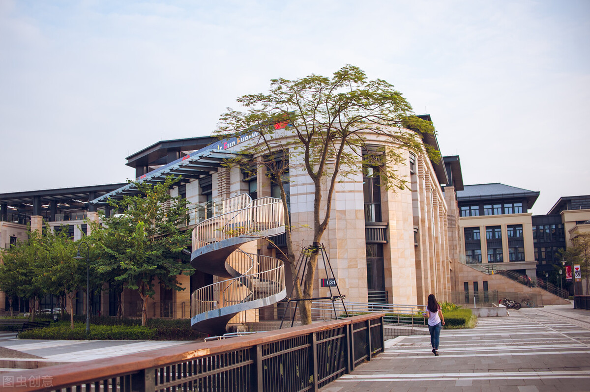 申请澳门本科留学需要什么条件,澳门学生申请留学绩点要求