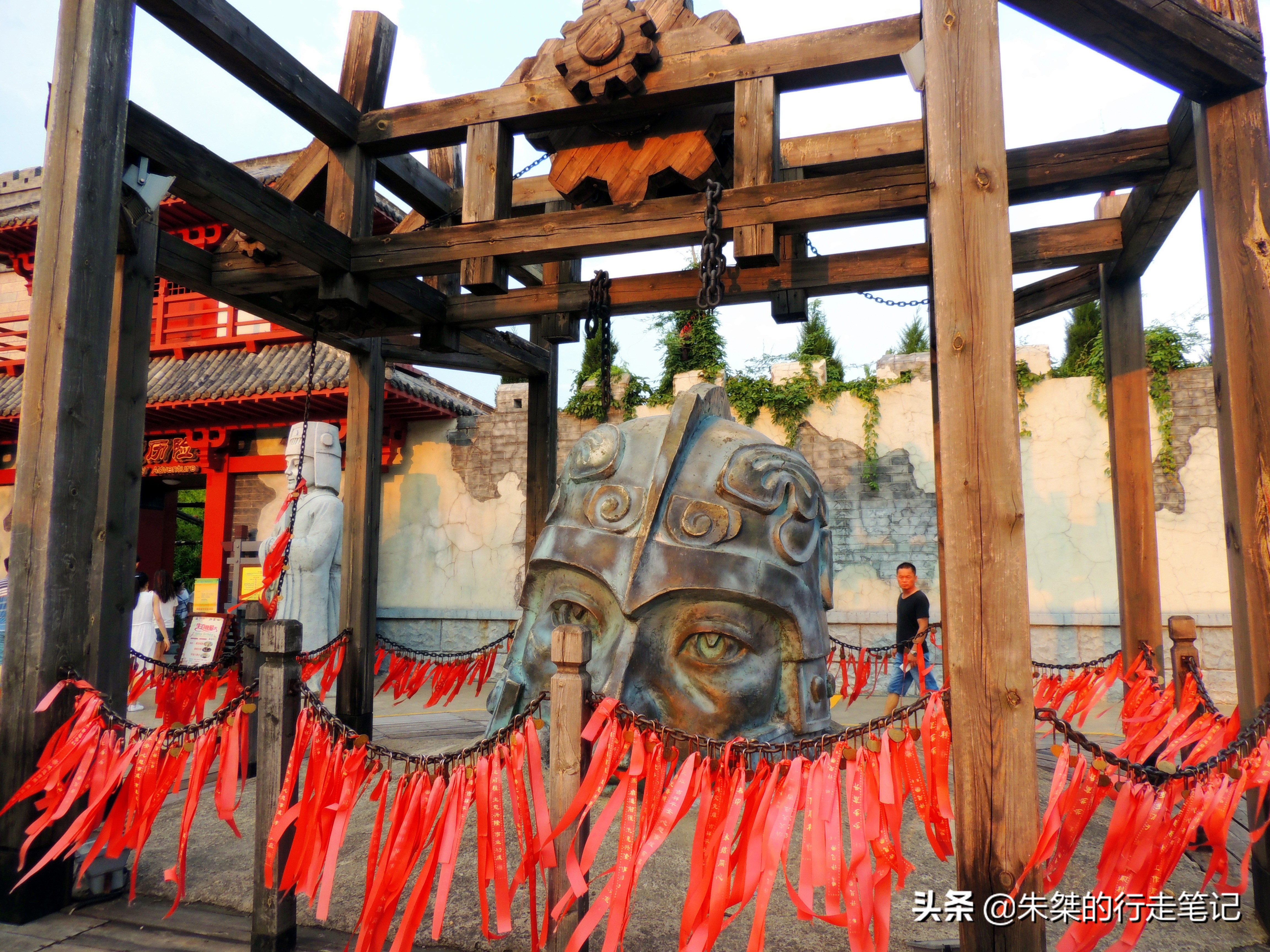 芜湖方特和上海迪士尼哪个好,芜湖方特上海迪士尼