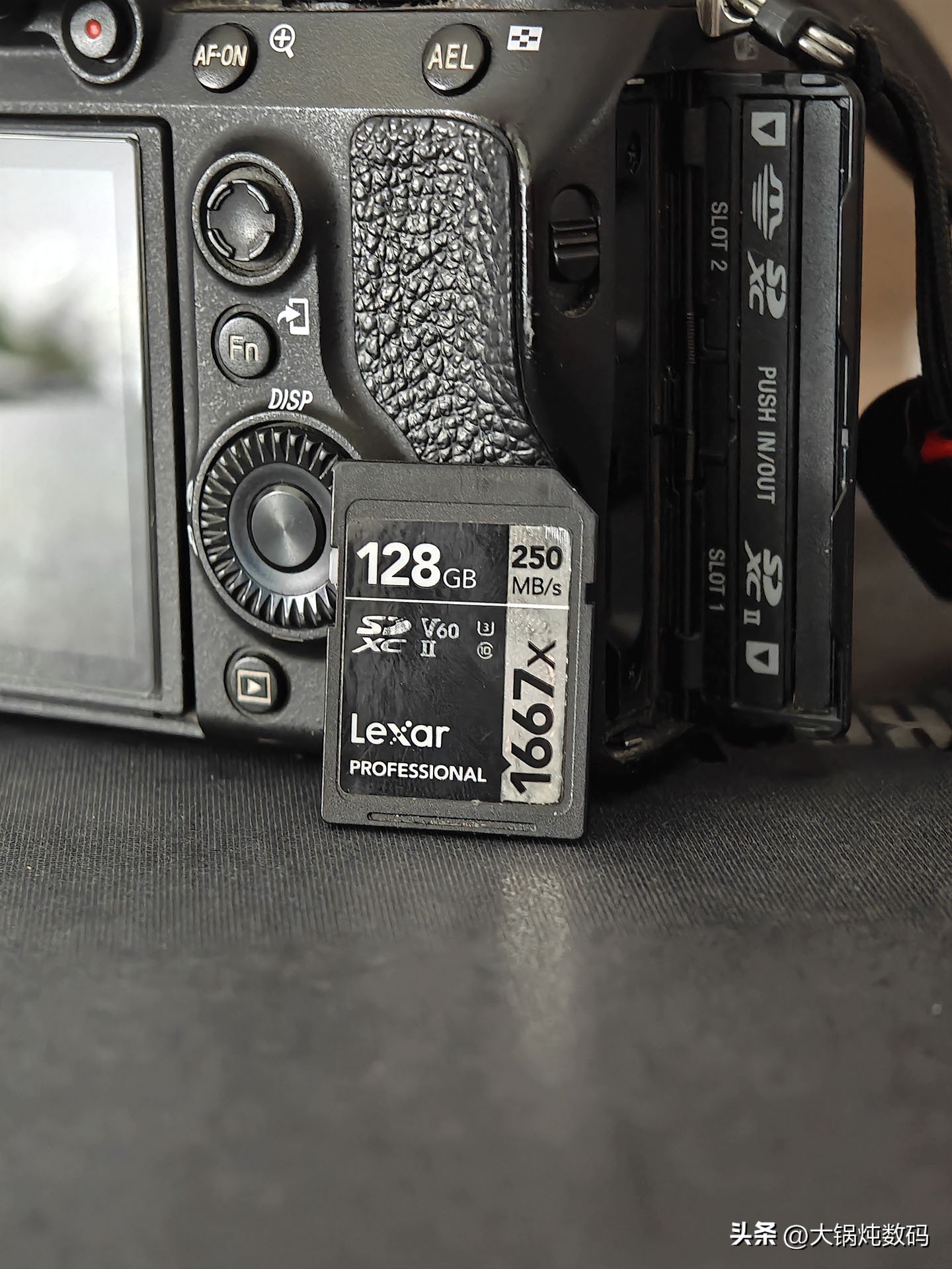 储存卡坏了别着急换，可以免费换新