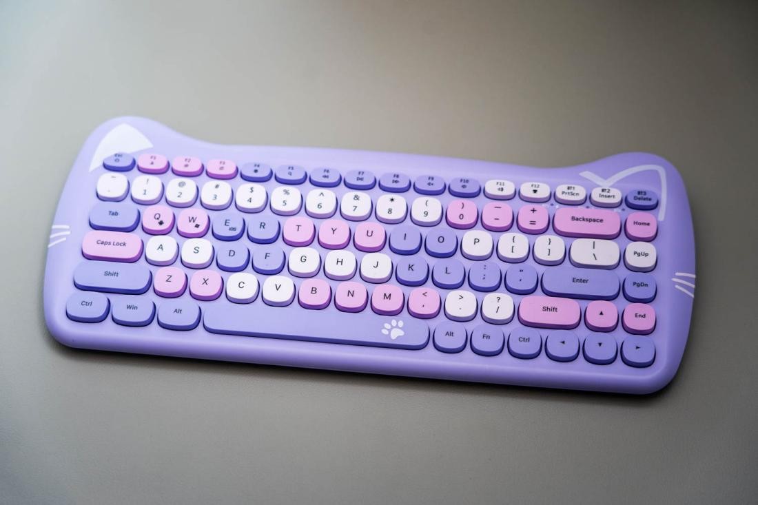 黑爵蓝牙键盘手感,黑爵机械键盘樱花粉测评