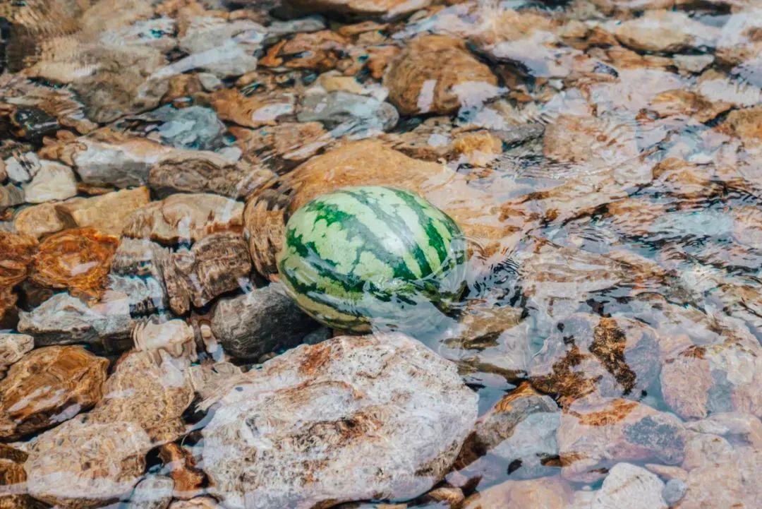 不愧是天下第一山真的很壮观,不愧是天下第一奇山