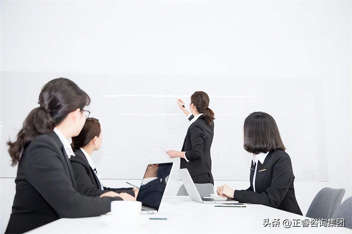 「精益生产咨询」如何提高员工满意度和生产力