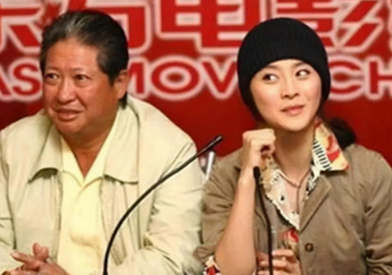 范冰冰在街头照片,范冰冰回归机场街拍阵营