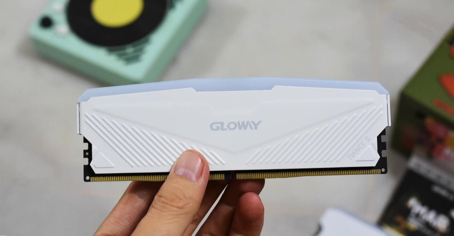 内存频率6400轻松超频7800，光威天策II代DDR5实测真香