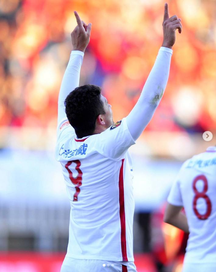 艾克森中超最新消息,艾克森中超射手王亚冠