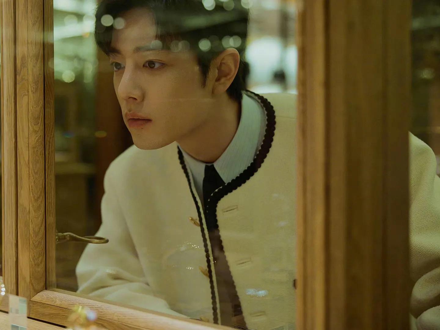 gucci活动肖战服饰,米兰时装周gucci手写邀请函肖战