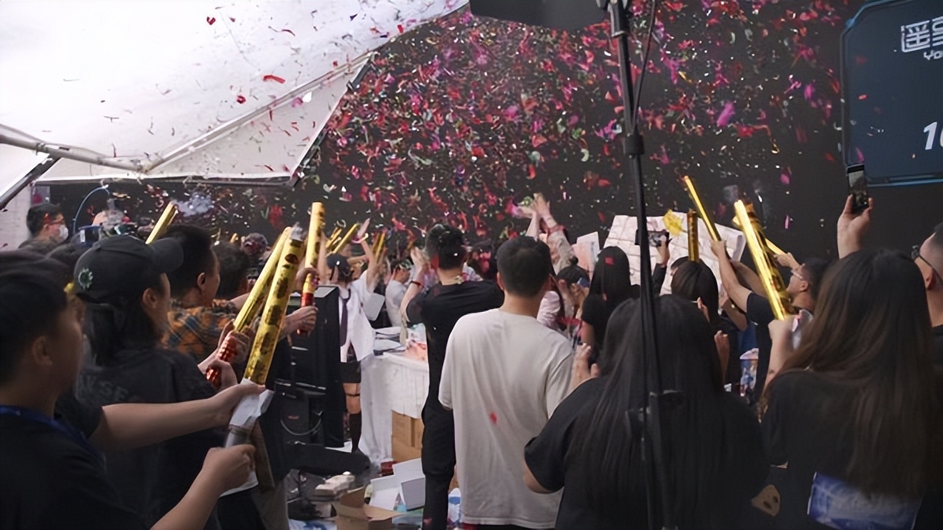 这家直播电商“大厂”，拆了淘抖快三堵墙