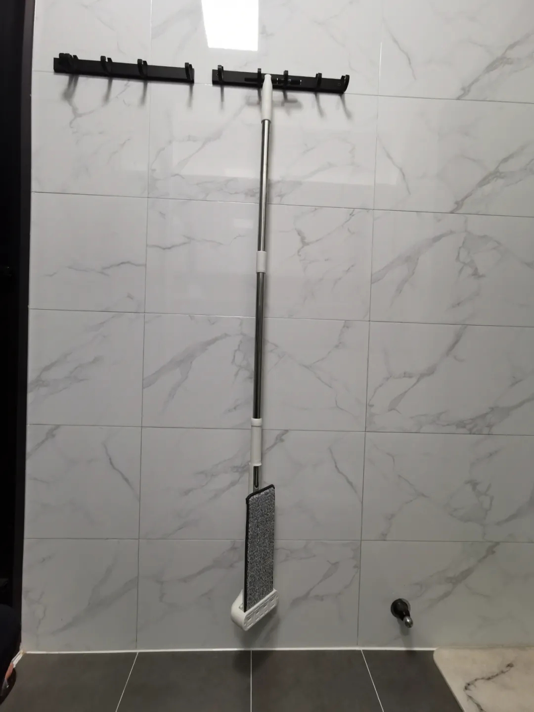 拖完地总是有水渍印怎么办,拖完地有水渍怎么处理