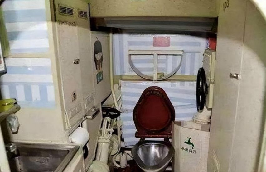 潜艇兵是怎样工作和生活的,潜艇兵的悲惨生活