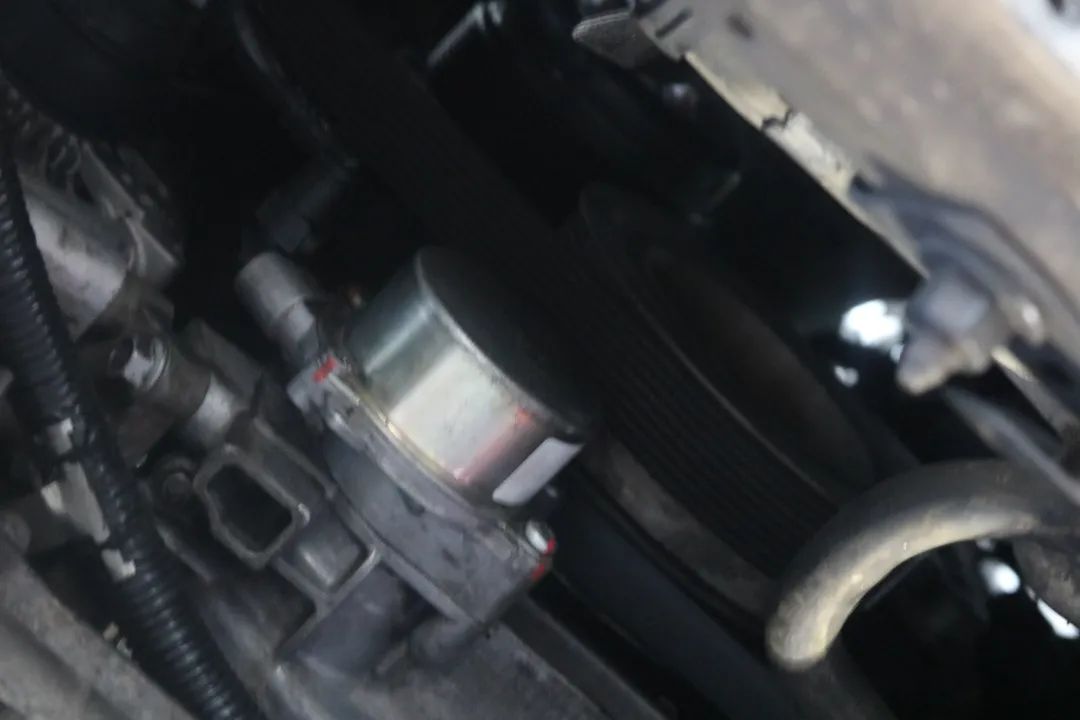 老款路虎揽胜修复,彻底翻新一辆路虎揽胜全过程