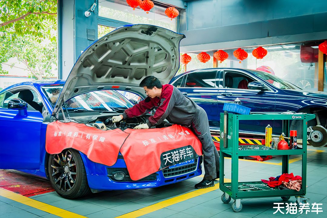 天猫养车加盟商陈石升：用服务“锁”住客户收入翻倍