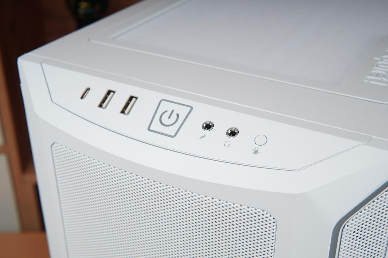 令人惊艳的散热效能，德商德静界ShadowBase800FX机箱