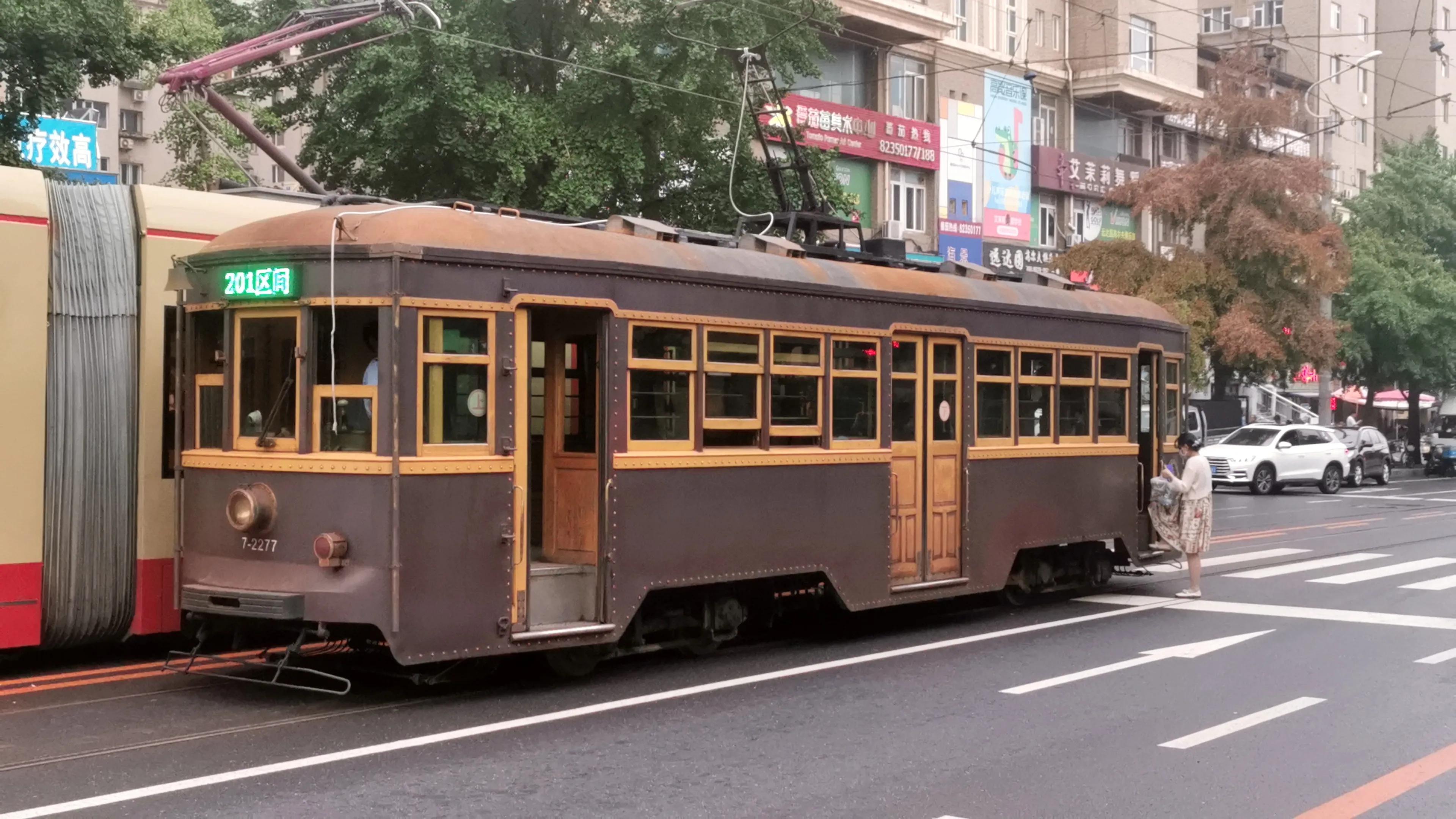 中山广场大连老视频,大连中山广场百年沧桑